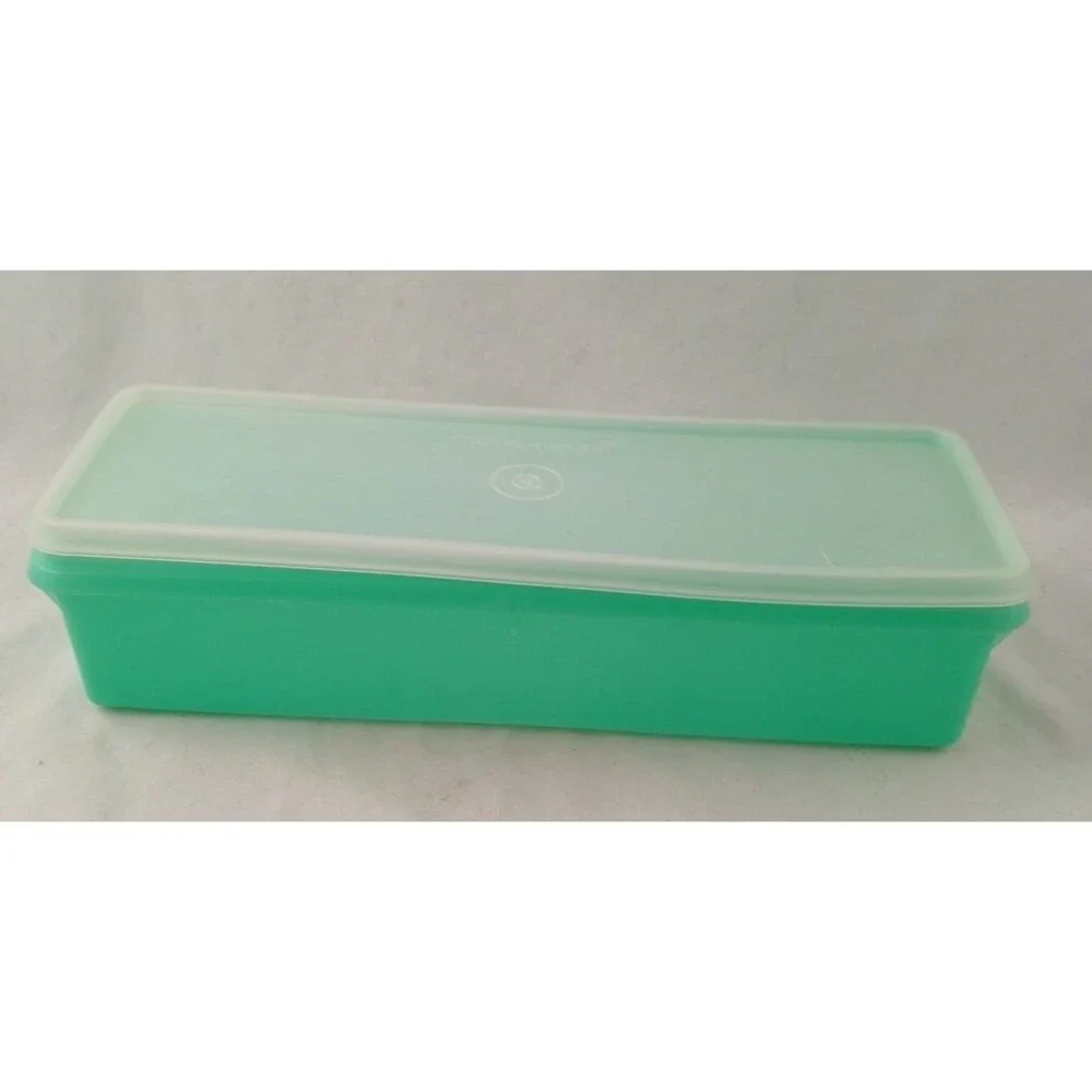 Vintage Tupperware GREEN CELERY/VEGETABLE Container 13